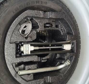 Білий Шкода Фабія, об'ємом двигуна 1 л та пробігом 140 тис. км за 6900 $, фото 13 на Automoto.ua