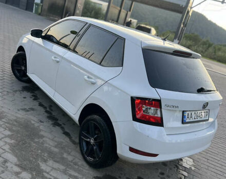 Белый Шкода Фабия, объемом двигателя 1 л и пробегом 113 тыс. км за 7450 $, фото 8 на Automoto.ua