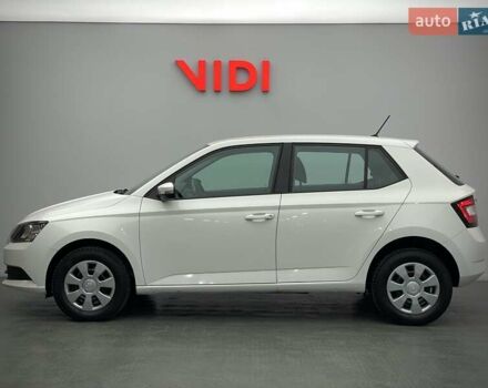 Білий Шкода Фабія, об'ємом двигуна 1 л та пробігом 61 тис. км за 9364 $, фото 2 на Automoto.ua