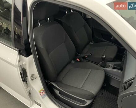 Білий Шкода Фабія, об'ємом двигуна 1 л та пробігом 61 тис. км за 9364 $, фото 13 на Automoto.ua