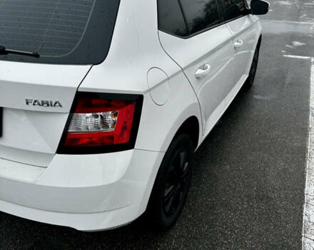 Білий Шкода Фабія, об'ємом двигуна 1 л та пробігом 137 тис. км за 7900 $, фото 8 на Automoto.ua
