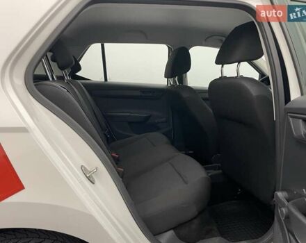 Білий Шкода Фабія, об'ємом двигуна 1 л та пробігом 61 тис. км за 9364 $, фото 14 на Automoto.ua