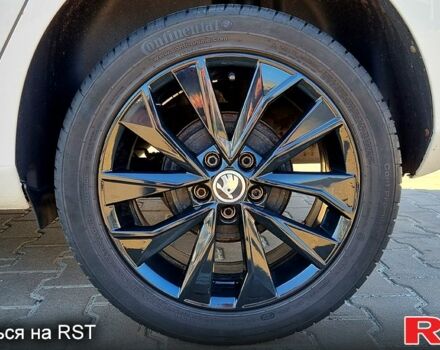 Шкода Фабия 2018 в Киеве на Automoto.ua Белый Шкода Фабия, объемом двигателя 1 л и пробегом 113 тыс. км за 8700 $, фото 6 на Automoto.ua