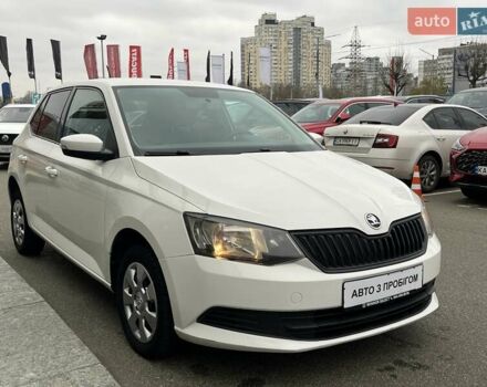 Білий Шкода Фабія, об'ємом двигуна 1 л та пробігом 206 тис. км за 6641 $, фото 3 на Automoto.ua