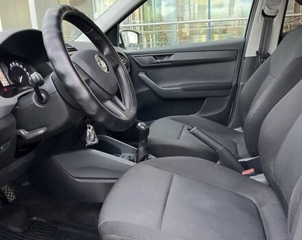 Білий Шкода Фабія, об'ємом двигуна 1 л та пробігом 170 тис. км за 6586 $, фото 18 на Automoto.ua