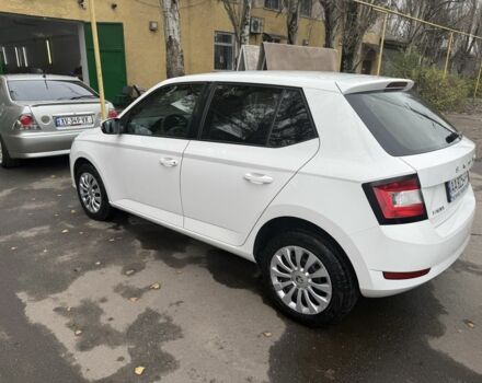 Белый Шкода Фабия, объемом двигателя 1 л и пробегом 144 тыс. км за 8000 $, фото 4 на Automoto.ua