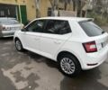 Белый Шкода Фабия, объемом двигателя 1 л и пробегом 144 тыс. км за 8000 $, фото 4 на Automoto.ua