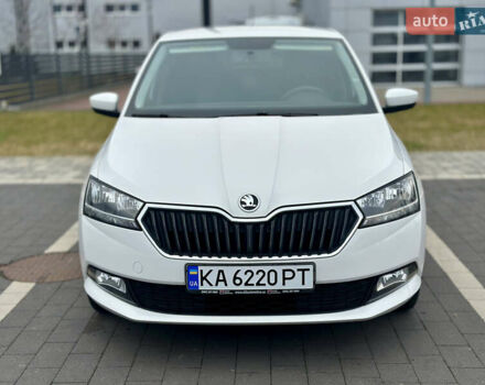 Белый Шкода Фабия, объемом двигателя 1 л и пробегом 131 тыс. км за 8499 $, фото 6 на Automoto.ua