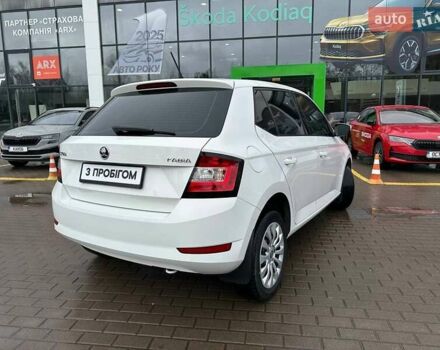 Белый Шкода Фабия, объемом двигателя 1 л и пробегом 104 тыс. км за 8600 $, фото 21 на Automoto.ua