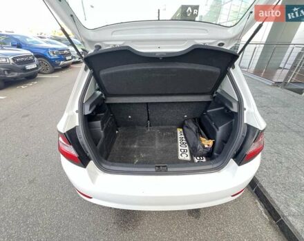 Белый Шкода Фабия, объемом двигателя 1 л и пробегом 115 тыс. км за 8021 $, фото 15 на Automoto.ua