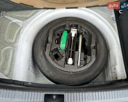 Белый Шкода Фабия, объемом двигателя 1 л и пробегом 104 тыс. км за 8600 $, фото 79 на Automoto.ua