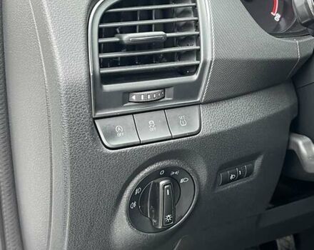 Белый Шкода Фабия, объемом двигателя 1 л и пробегом 174 тыс. км за 7224 $, фото 15 на Automoto.ua