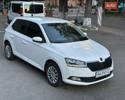 Белый Шкода Фабия, объемом двигателя 1 л и пробегом 84 тыс. км за 8400 $, фото 8 на Automoto.ua