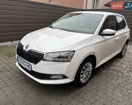 Белый Шкода Фабия, объемом двигателя 1 л и пробегом 103 тыс. км за 8700 $, фото 1 на Automoto.ua