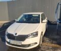 Белый Шкода Фабия, объемом двигателя 1 л и пробегом 105 тыс. км за 8300 $, фото 1 на Automoto.ua