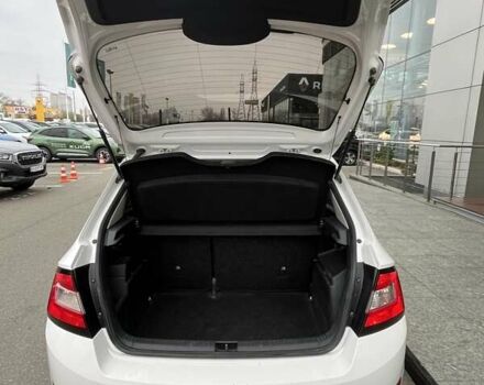 Білий Шкода Фабія, об'ємом двигуна 1 л та пробігом 165 тис. км за 8273 $, фото 10 на Automoto.ua