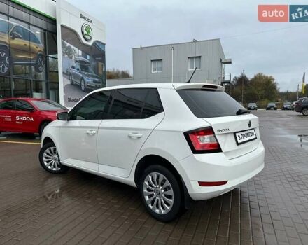 Белый Шкода Фабия, объемом двигателя 1 л и пробегом 104 тыс. км за 8600 $, фото 23 на Automoto.ua