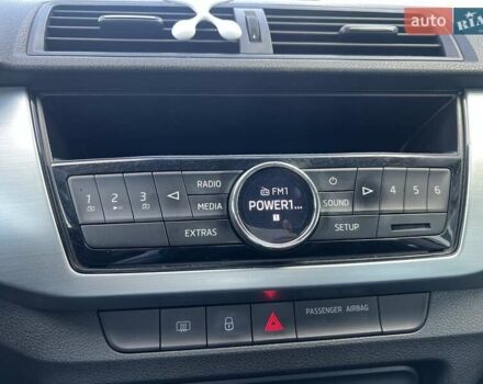 Белый Шкода Фабия, объемом двигателя 1 л и пробегом 115 тыс. км за 8021 $, фото 30 на Automoto.ua