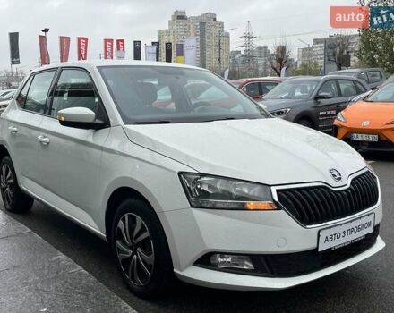 Белый Шкода Фабия, объемом двигателя 1 л и пробегом 174 тыс. км за 7224 $, фото 3 на Automoto.ua