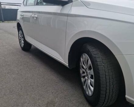 Білий Шкода Фабія, об'ємом двигуна 1 л та пробігом 106 тис. км за 8400 $, фото 3 на Automoto.ua