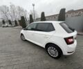 Белый Шкода Фабия, объемом двигателя 1 л и пробегом 144 тыс. км за 8000 $, фото 2 на Automoto.ua