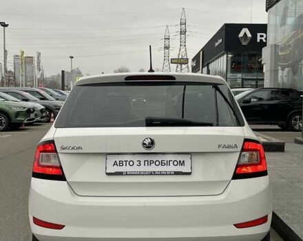 Білий Шкода Фабія, об'ємом двигуна 1 л та пробігом 165 тис. км за 8273 $, фото 6 на Automoto.ua