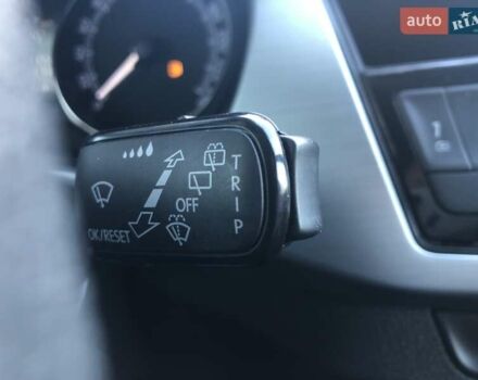 Белый Шкода Фабия, объемом двигателя 1 л и пробегом 98 тыс. км за 8700 $, фото 15 на Automoto.ua