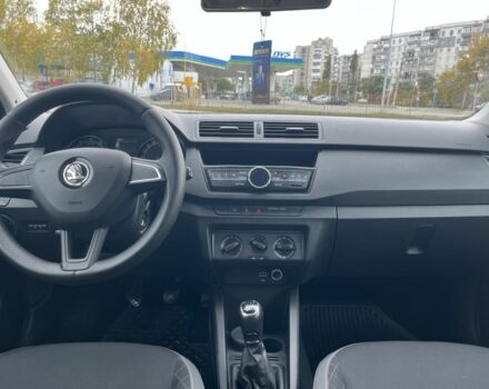 Шкода Фабия 2019 в Сумах на Automoto.ua Белый Шкода Фабия, объемом двигателя 1 л и пробегом 100 тыс. км за 7800 $, фото 5 на Automoto.ua
