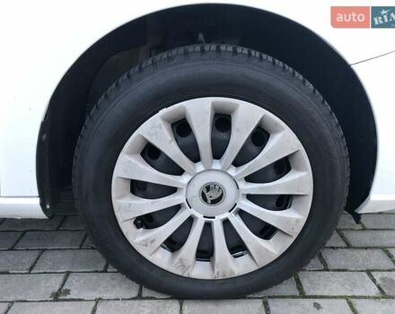 Белый Шкода Фабия, объемом двигателя 1 л и пробегом 98 тыс. км за 8700 $, фото 23 на Automoto.ua