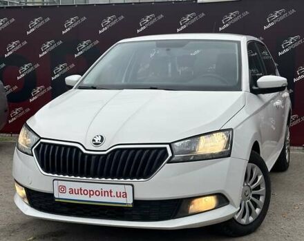 Белый Шкода Фабия, объемом двигателя 1 л и пробегом 120 тыс. км за 8300 $, фото 2 на Automoto.ua