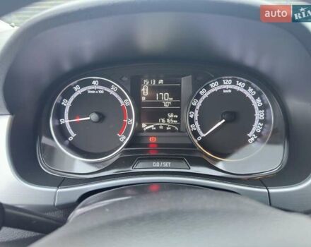 Білий Шкода Фабія, об'ємом двигуна 1 л та пробігом 176 тис. км за 8600 $, фото 26 на Automoto.ua