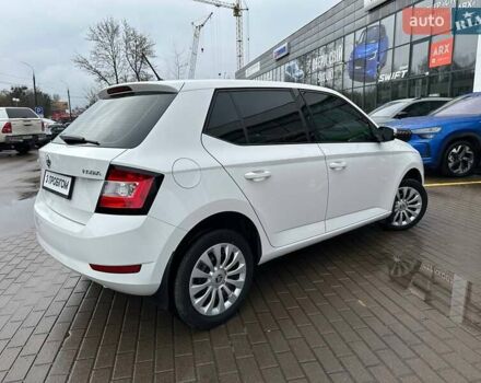 Белый Шкода Фабия, объемом двигателя 1 л и пробегом 104 тыс. км за 8600 $, фото 33 на Automoto.ua