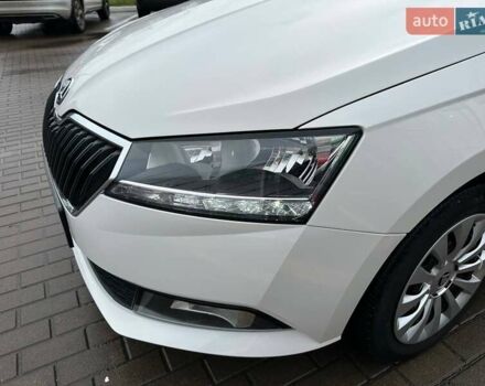 Белый Шкода Фабия, объемом двигателя 1 л и пробегом 104 тыс. км за 8600 $, фото 15 на Automoto.ua