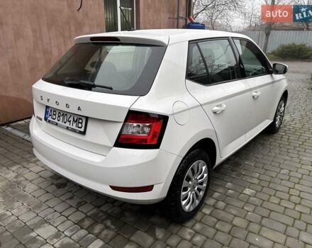 Белый Шкода Фабия, объемом двигателя 1 л и пробегом 103 тыс. км за 8700 $, фото 8 на Automoto.ua