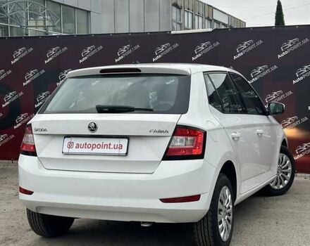 Белый Шкода Фабия, объемом двигателя 1 л и пробегом 120 тыс. км за 8300 $, фото 6 на Automoto.ua