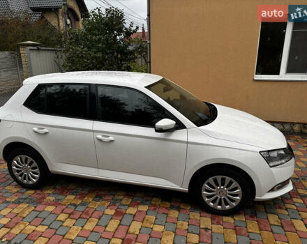 Білий Шкода Фабія, об'ємом двигуна 1 л та пробігом 95 тис. км за 8800 $, фото 3 на Automoto.ua