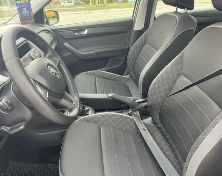 Шкода Фабия 2019 в Сумах на Automoto.ua Белый Шкода Фабия, объемом двигателя 1 л и пробегом 100 тыс. км за 7800 $, фото 6 на Automoto.ua