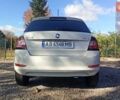 Белый Шкода Фабия, объемом двигателя 1 л и пробегом 115 тыс. км за 8400 $, фото 1 на Automoto.ua