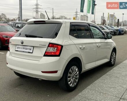 Білий Шкода Фабія, об'ємом двигуна 1 л та пробігом 165 тис. км за 8273 $, фото 5 на Automoto.ua