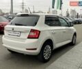 Білий Шкода Фабія, об'ємом двигуна 1 л та пробігом 165 тис. км за 8273 $, фото 5 на Automoto.ua