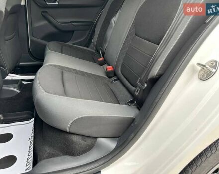 Белый Шкода Фабия, объемом двигателя 1 л и пробегом 104 тыс. км за 8600 $, фото 67 на Automoto.ua