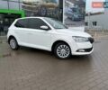 Белый Шкода Фабия, объемом двигателя 1 л и пробегом 104 тыс. км за 8600 $, фото 3 на Automoto.ua