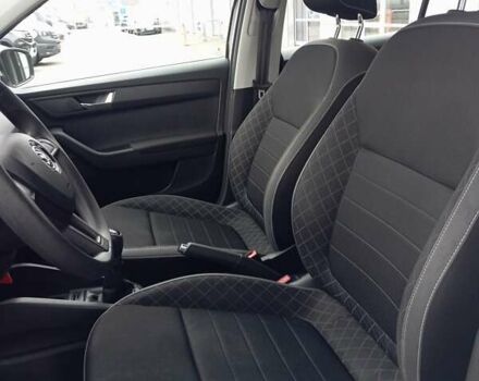 Белый Шкода Фабия, объемом двигателя 1 л и пробегом 94 тыс. км за 8200 $, фото 9 на Automoto.ua