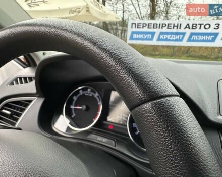 Белый Шкода Фабия, объемом двигателя 1 л и пробегом 104 тыс. км за 8600 $, фото 40 на Automoto.ua