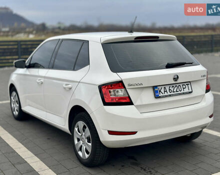 Белый Шкода Фабия, объемом двигателя 1 л и пробегом 131 тыс. км за 8499 $, фото 12 на Automoto.ua