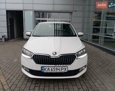 Белый Шкода Фабия, объемом двигателя 1 л и пробегом 94 тыс. км за 8200 $, фото 2 на Automoto.ua