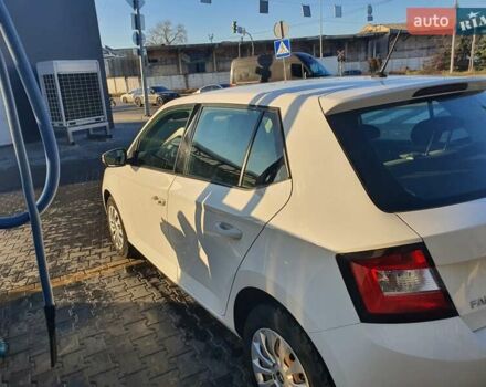 Білий Шкода Фабія, об'ємом двигуна 1 л та пробігом 105 тис. км за 8500 $, фото 4 на Automoto.ua