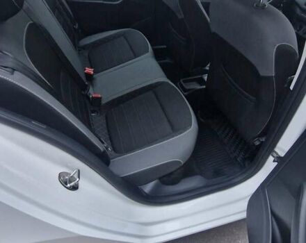 Білий Шкода Фабія, об'ємом двигуна 1 л та пробігом 106 тис. км за 8400 $, фото 17 на Automoto.ua