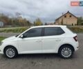 Белый Шкода Фабия, объемом двигателя 1 л и пробегом 94 тыс. км за 8600 $, фото 4 на Automoto.ua