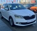 Белый Шкода Фабия, объемом двигателя 1 л и пробегом 169 тыс. км за 7292 $, фото 3 на Automoto.ua
